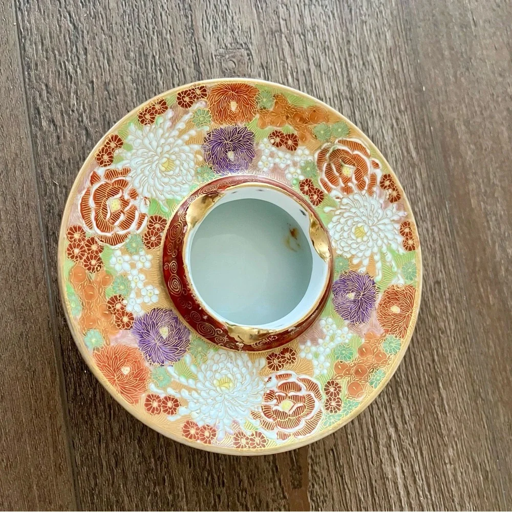 Vintage Chinese Hand Painted Floral Ceramic Ashtray